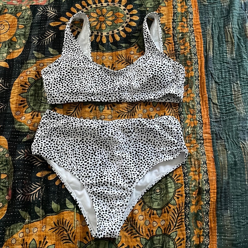 High waisted bikini ❤️ 2 for 15$!!